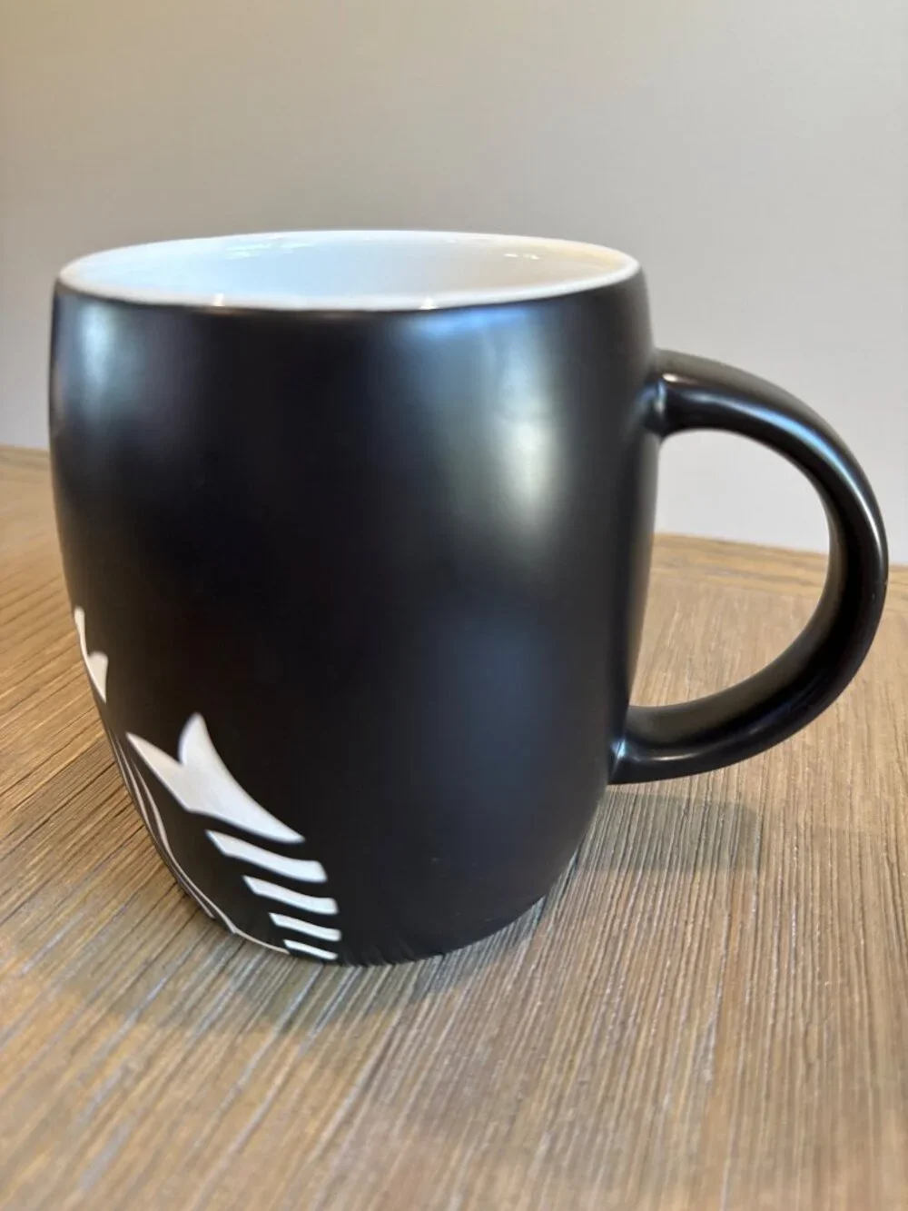 Starbucks 2011 Coffee cup Barrel matte black etched Mermaid siren